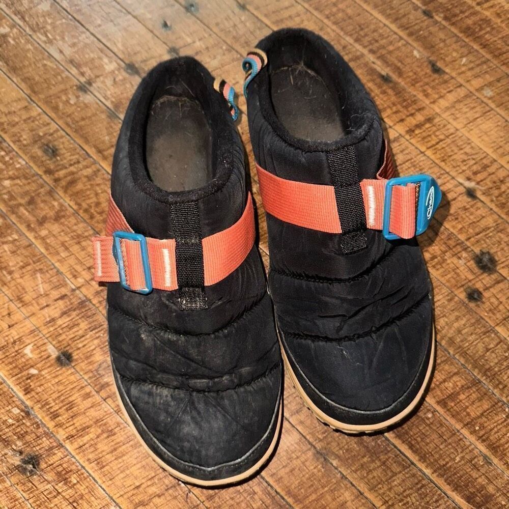 Chaco Ramble Puff black gorpcore W11 slip on ortho sandals